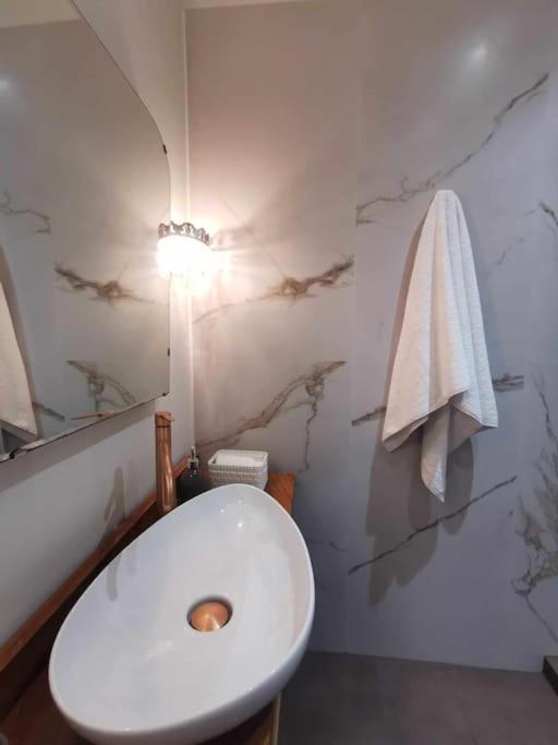 Apartament Cdv Stylish Athens Flat Zewnętrze zdjęcie